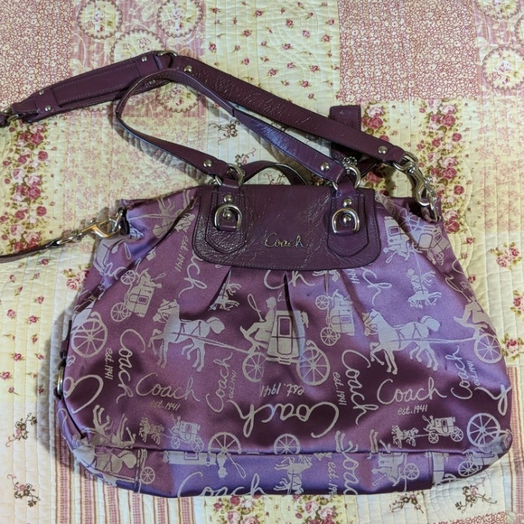 Coach - Picture 1 of 6